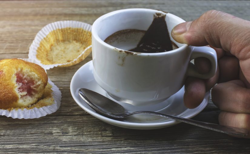 Czar Rannej Pory : Odkrywamy Sekrety Kawy – Od Rośliny przez Proces Palenia aż po Twoją Kubek Pełną Zapachu.